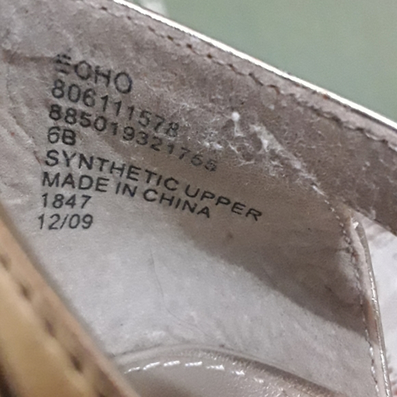 Chaps gold women's strappy stiletto heels size 6B - Picture 5 of 7